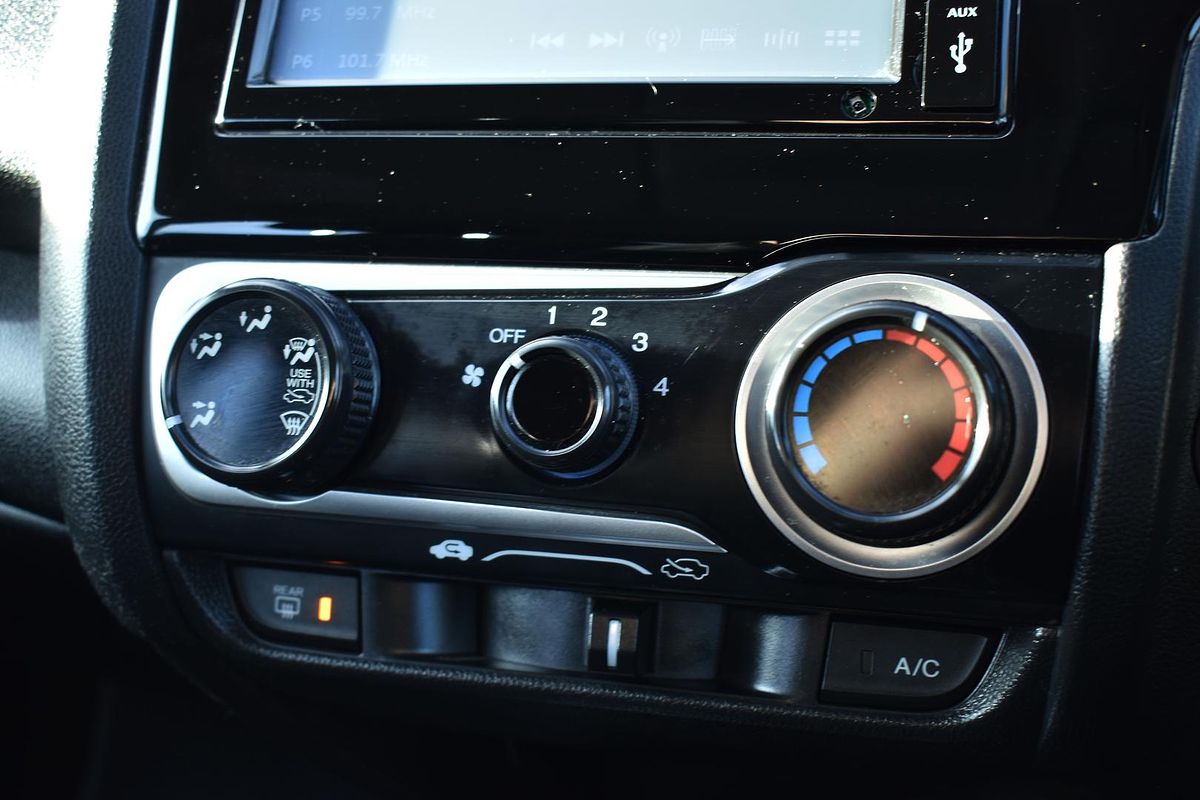 2019 Honda Jazz VTi GF