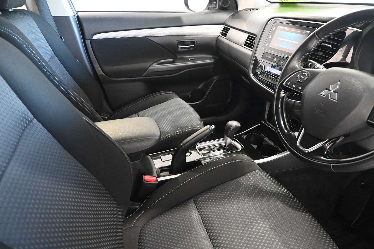 2018 Mitsubishi Outlander LS ZL