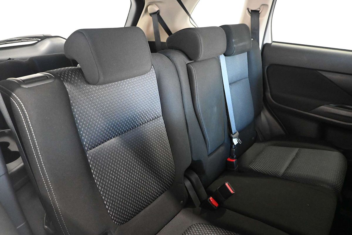 2018 Mitsubishi Outlander LS ZL