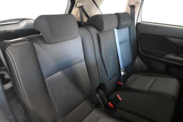 2018 Mitsubishi Outlander LS ZL