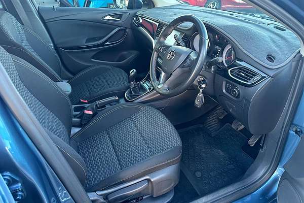 2017 Holden Astra R BK