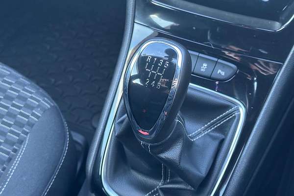 2017 Holden Astra R BK
