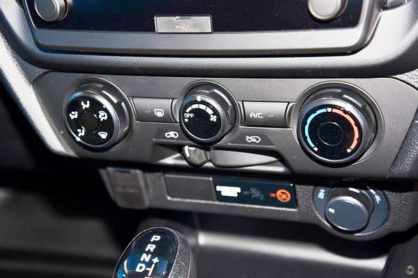 2025 Isuzu D-MAX SX 4X4