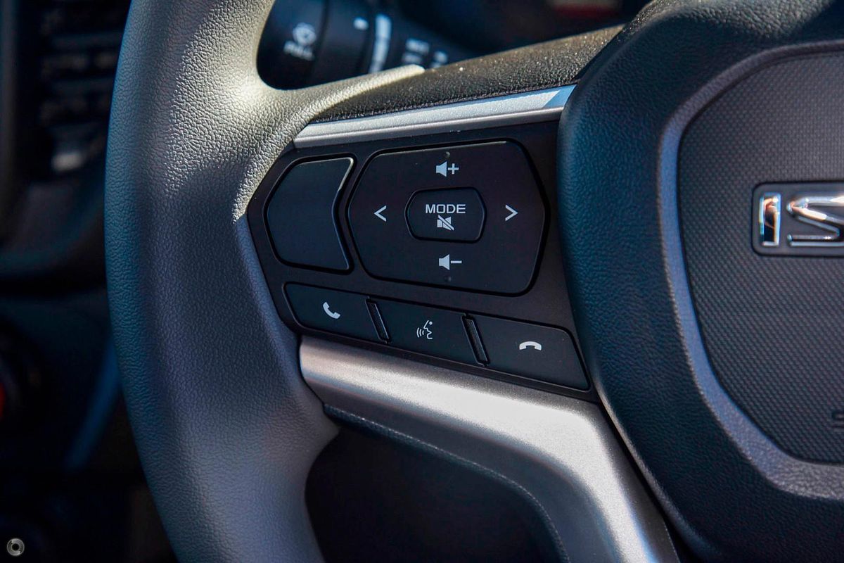 2025 Isuzu D-MAX SX 4X4