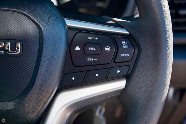 2025 Isuzu D-MAX SX 4X4
