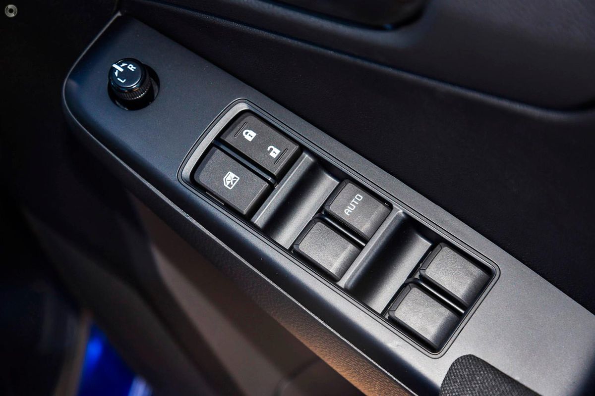 2025 Isuzu D-MAX SX 4X4