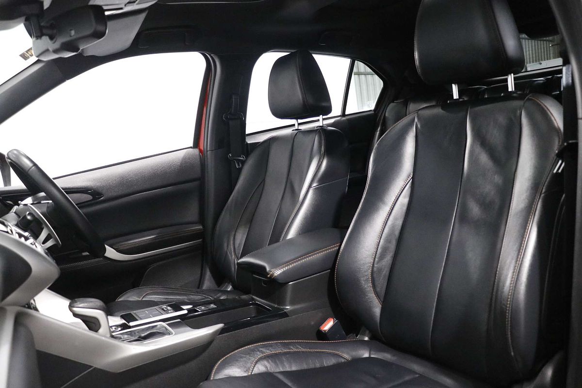 2020 Mitsubishi Eclipse Cross Exceed YA