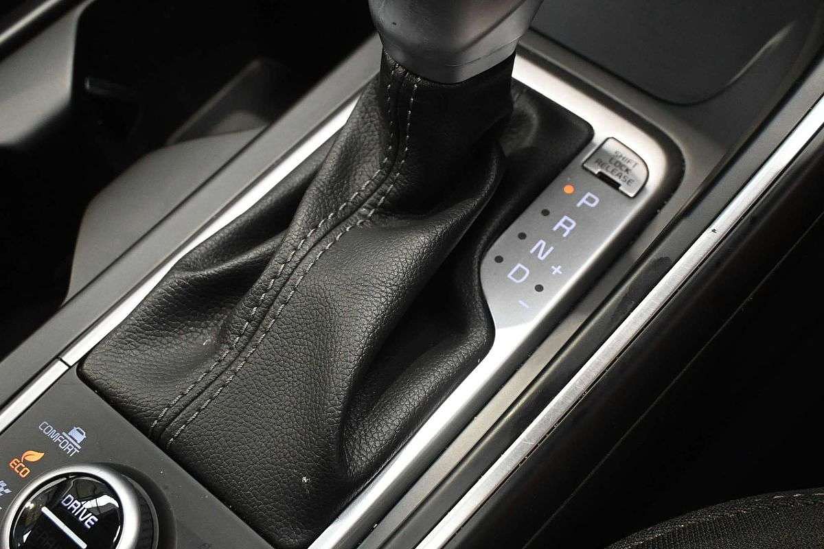 2022 Kia Sorento Sport MQ4