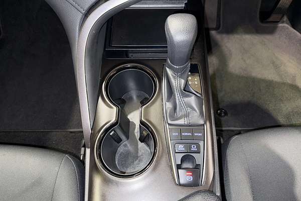 2024 Toyota Camry Ascent AXVH70R
