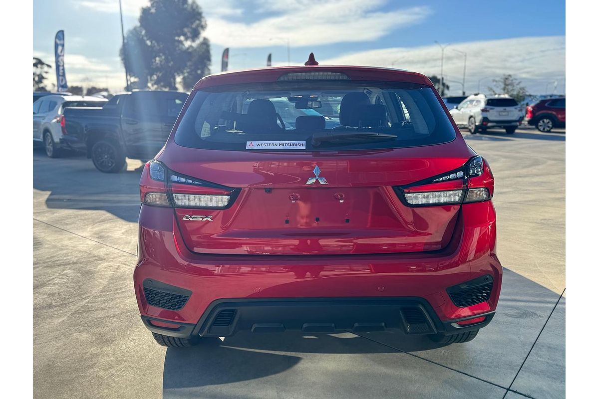 2025 Mitsubishi ASX ES XD