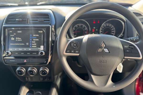 2025 Mitsubishi ASX ES XD