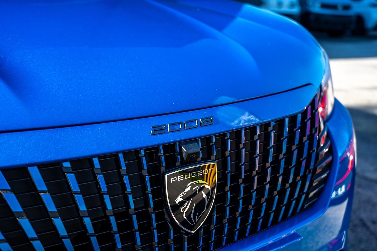 2023 Peugeot 2008 Allure P24