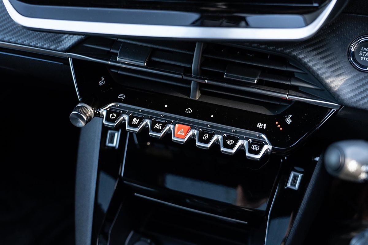 2023 Peugeot 2008 Allure P24