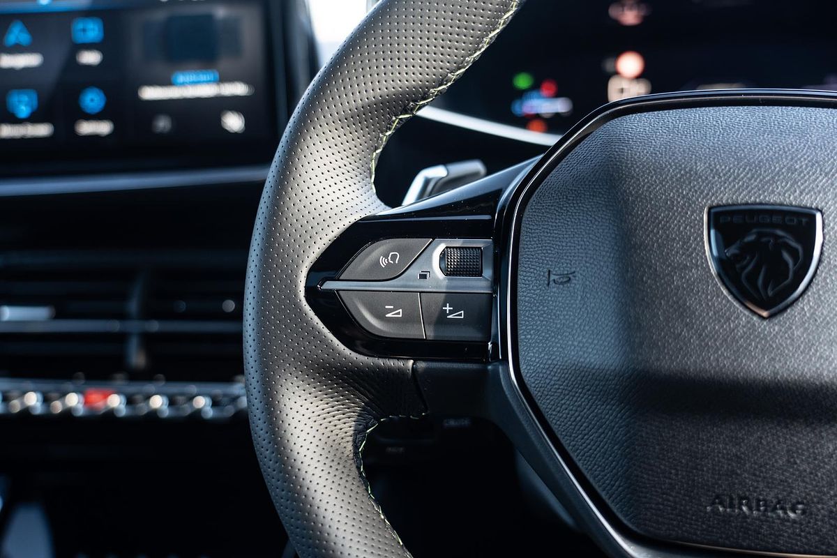 2023 Peugeot 2008 Allure P24