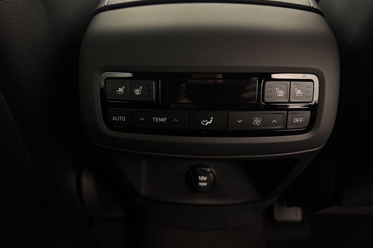 2025 Hyundai Palisade Calligraphy Black Ink LX2.V5