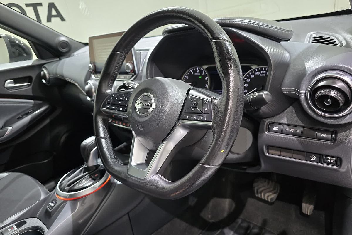 2022 Nissan JUKE ST-L F16