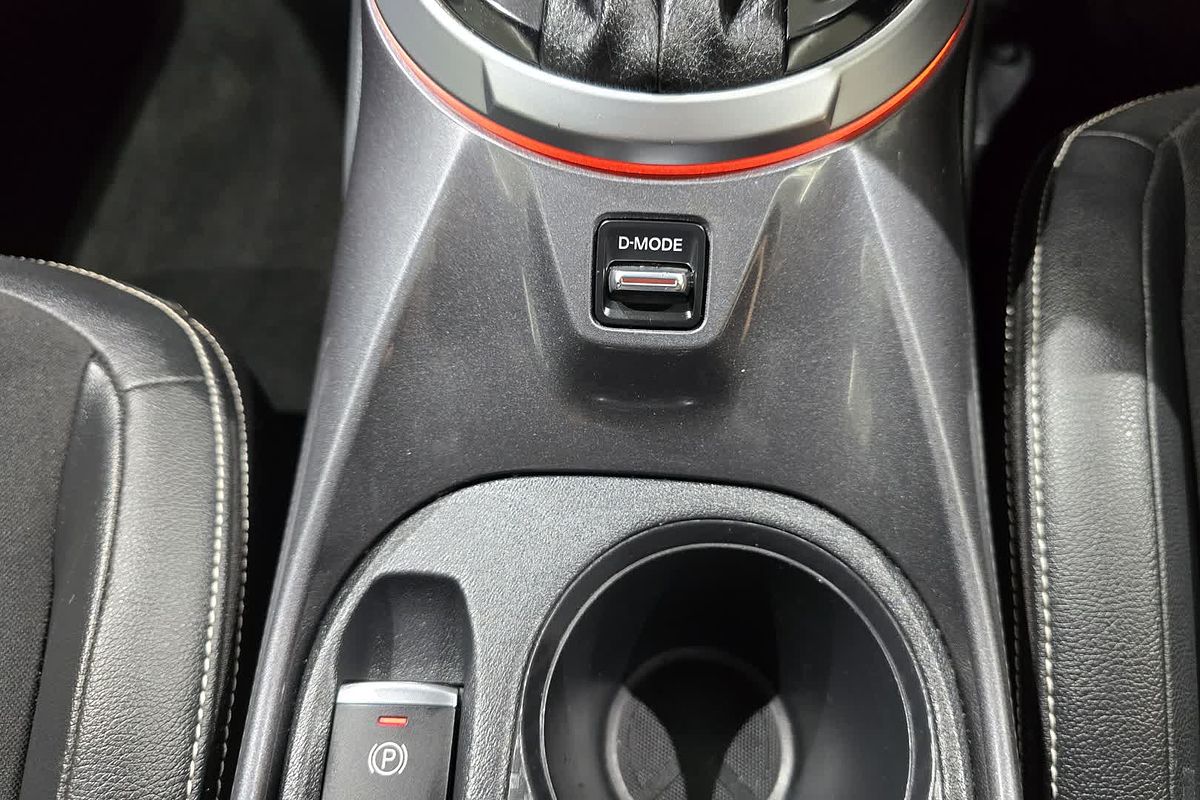 2022 Nissan JUKE ST-L F16
