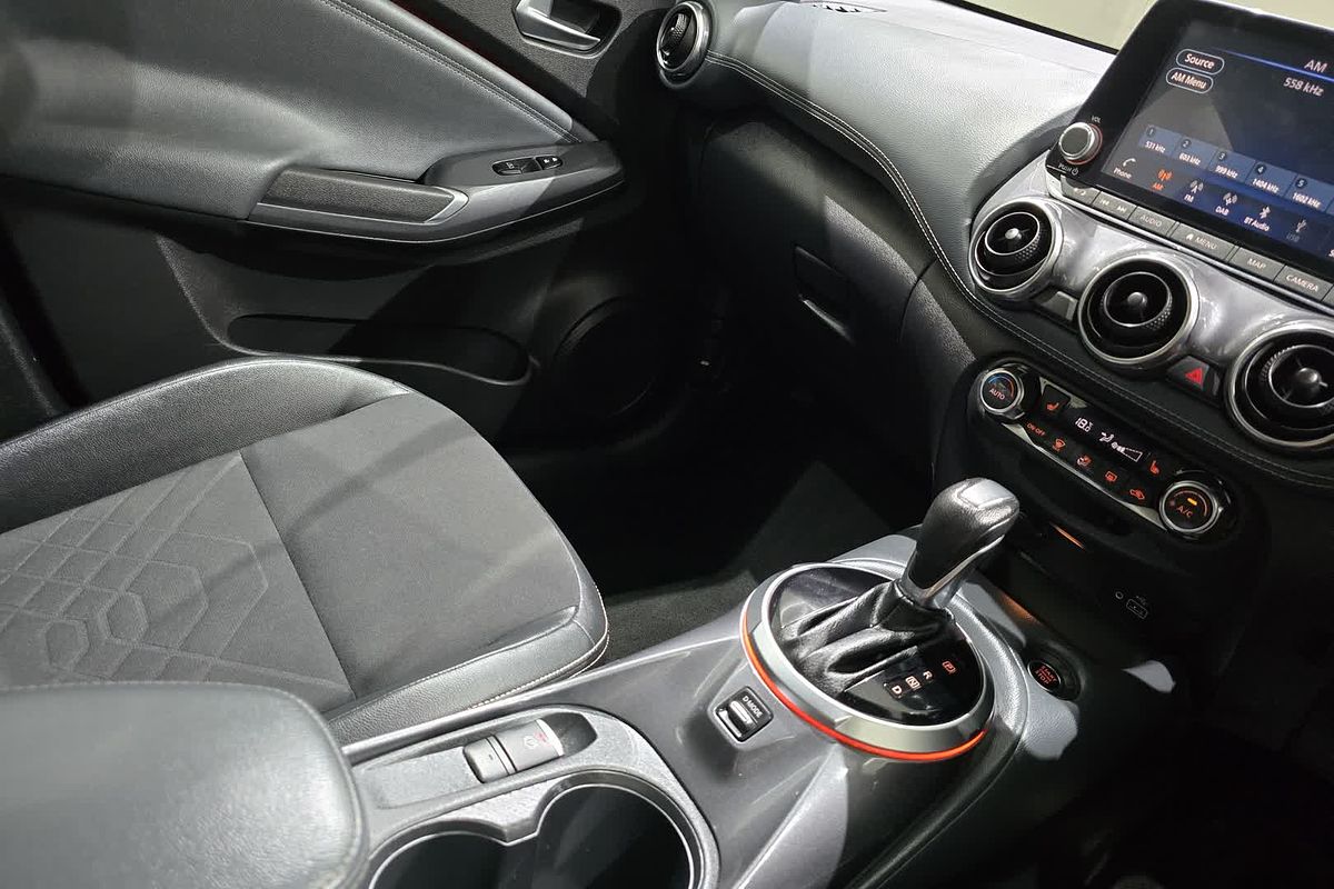 2022 Nissan JUKE ST-L F16