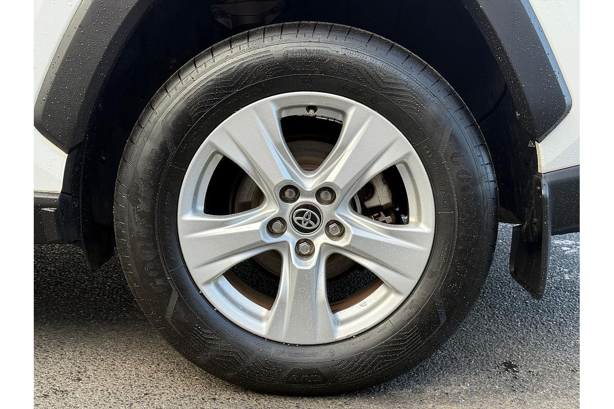 2020 Toyota RAV4 GX AXAH54R
