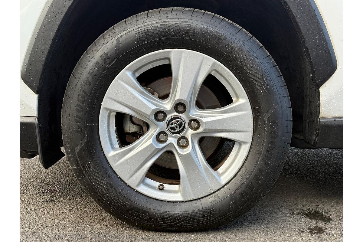 2020 Toyota RAV4 GX AXAH54R