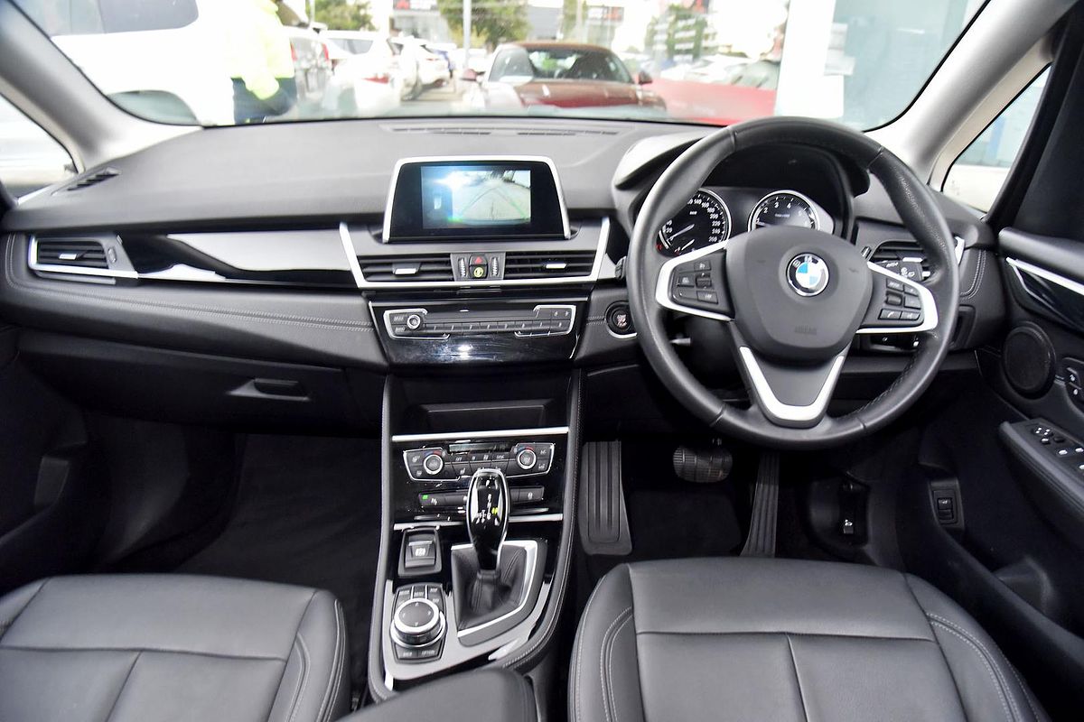 2018 BMW 2 20i ACTIVE TOURER LUXURY LINE F45 MY18