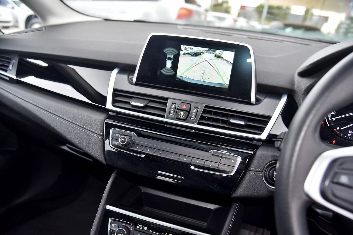 2018 BMW 2 20i ACTIVE TOURER LUXURY LINE F45 MY18
