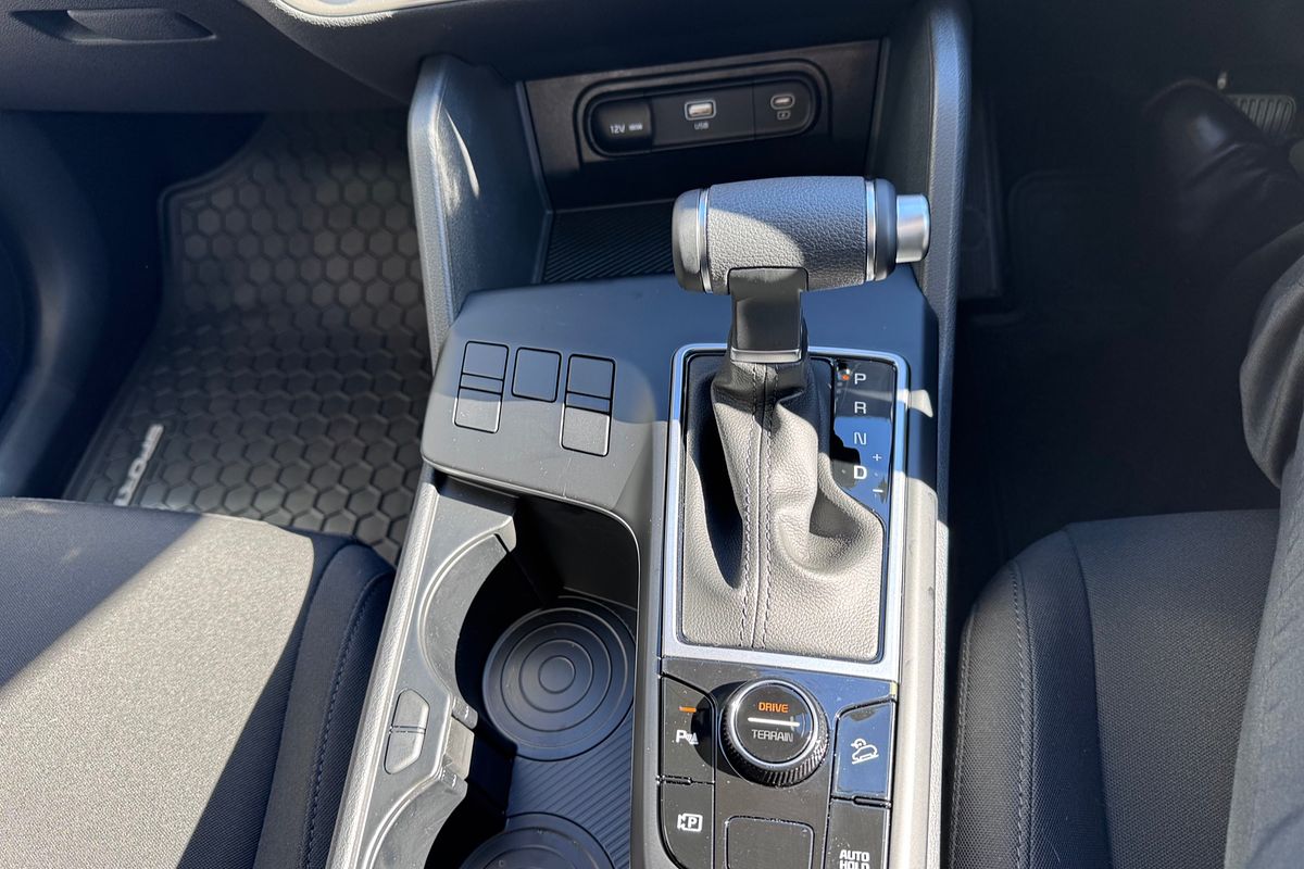 2025 Kia Sportage S NQ5