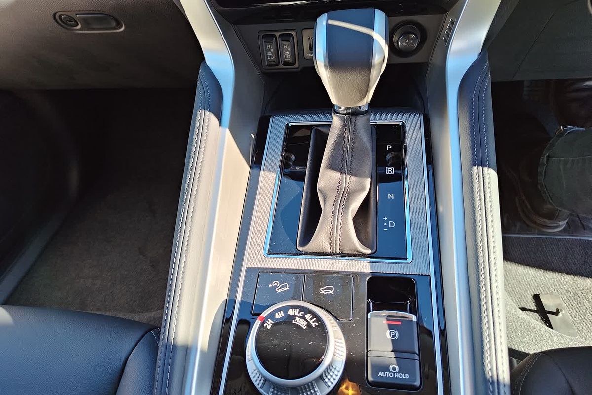 2024 Mitsubishi Pajero Sport Exceed QG