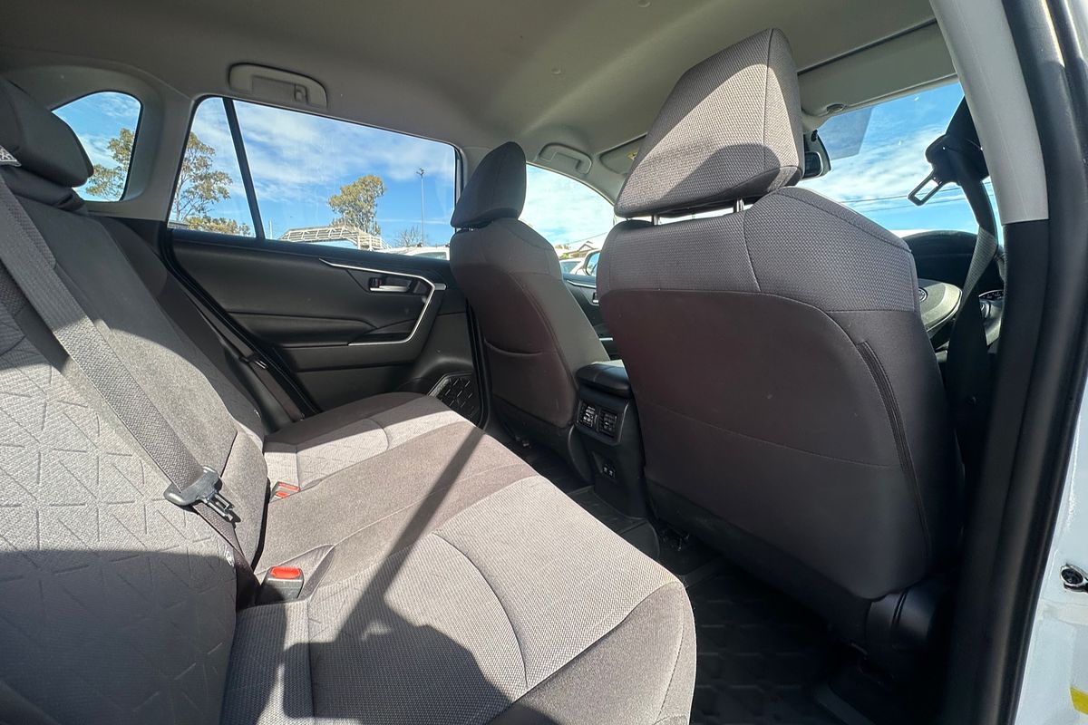 2020 Toyota RAV4 GXL AXAH52R