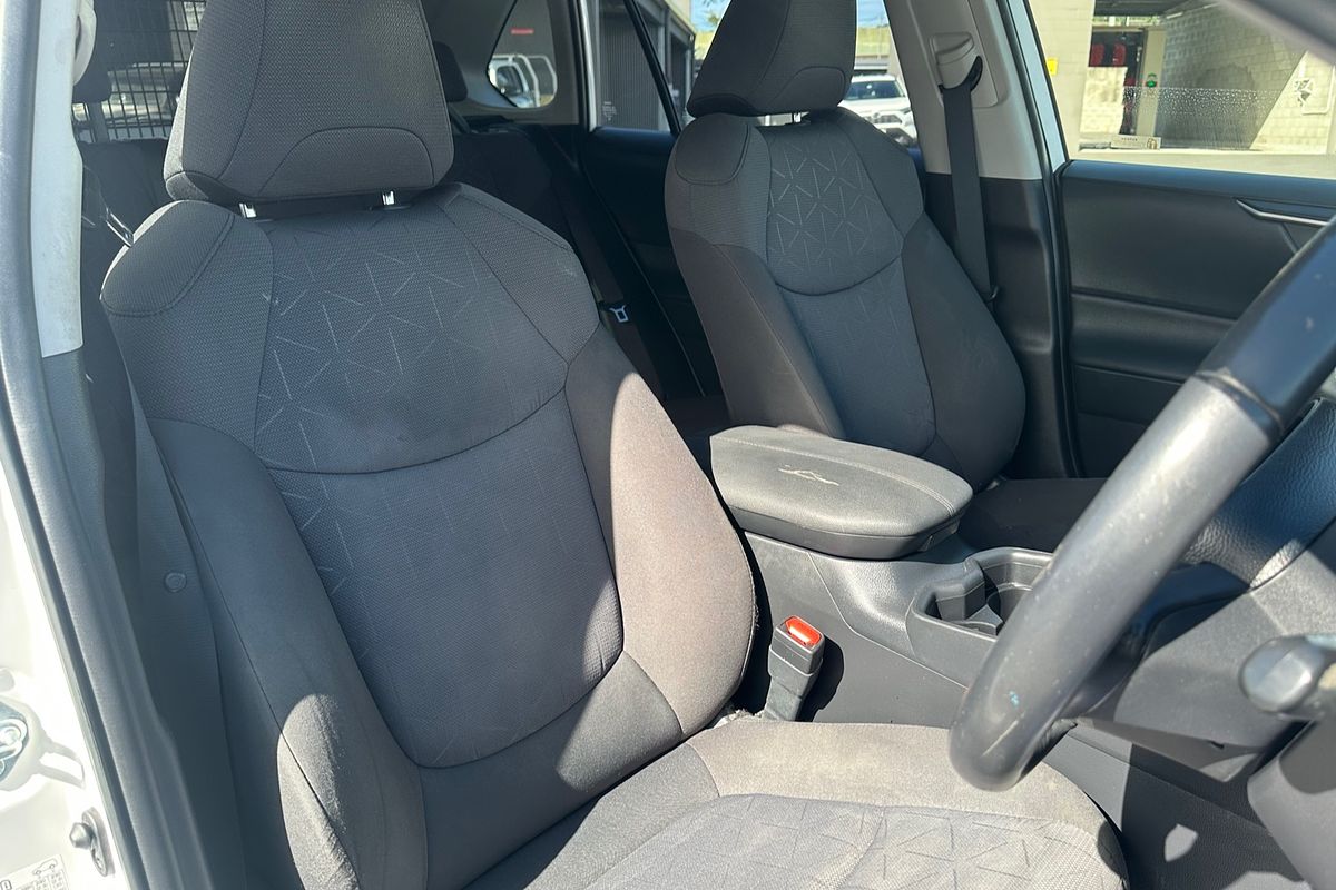 2020 Toyota RAV4 GXL AXAH52R