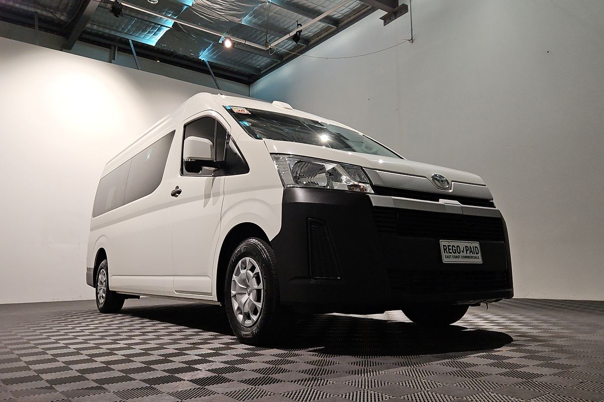 2021 Toyota Hiace Commuter GDH322R