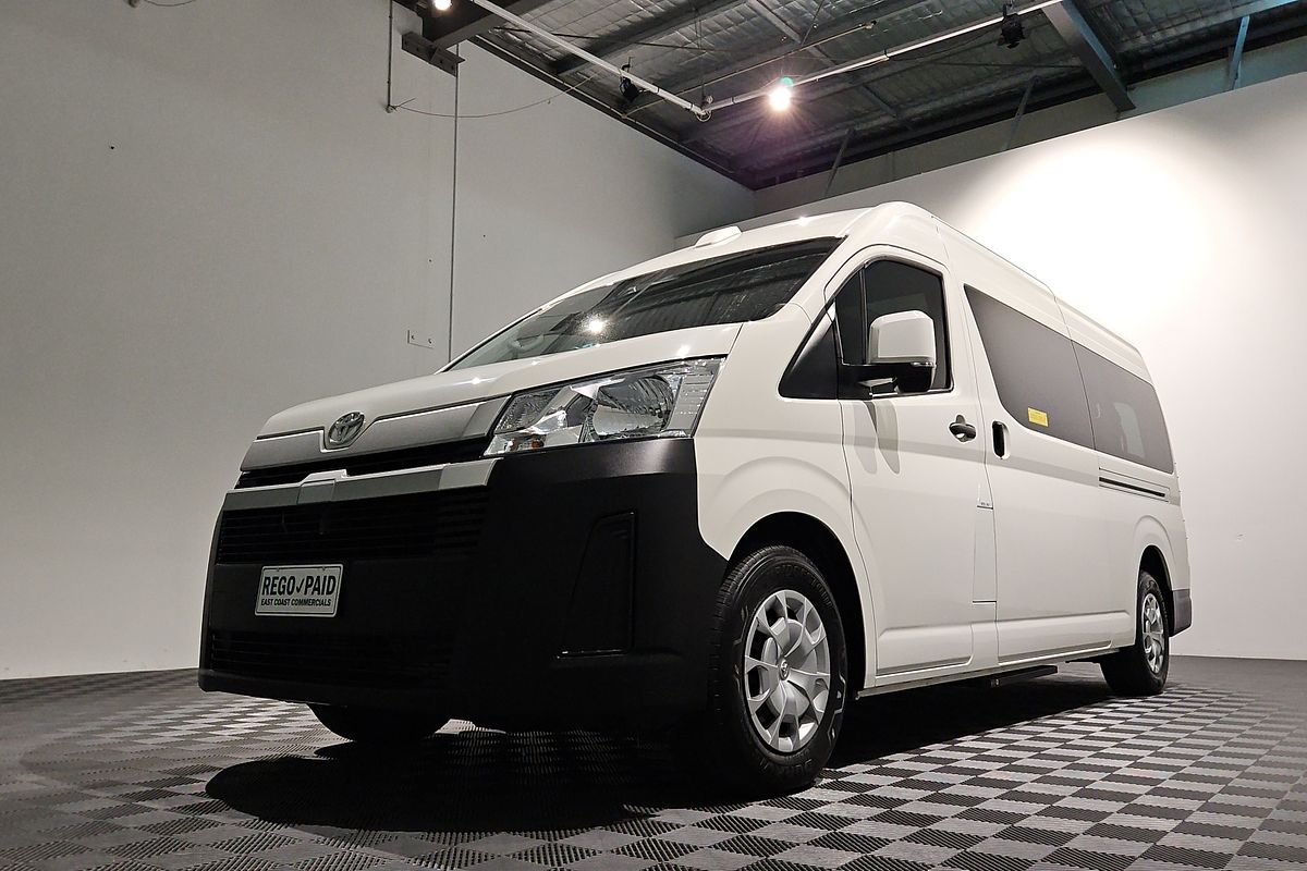2021 Toyota Hiace Commuter GDH322R
