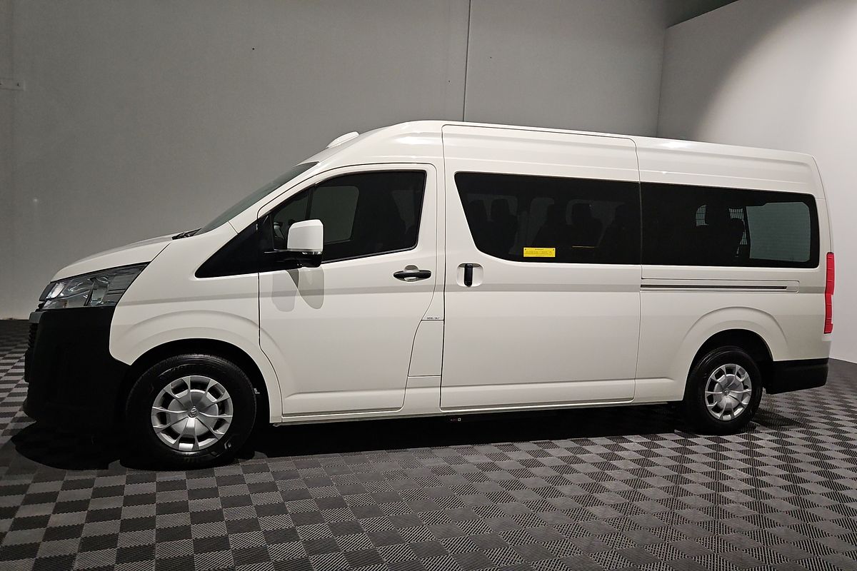 2021 Toyota Hiace Commuter GDH322R