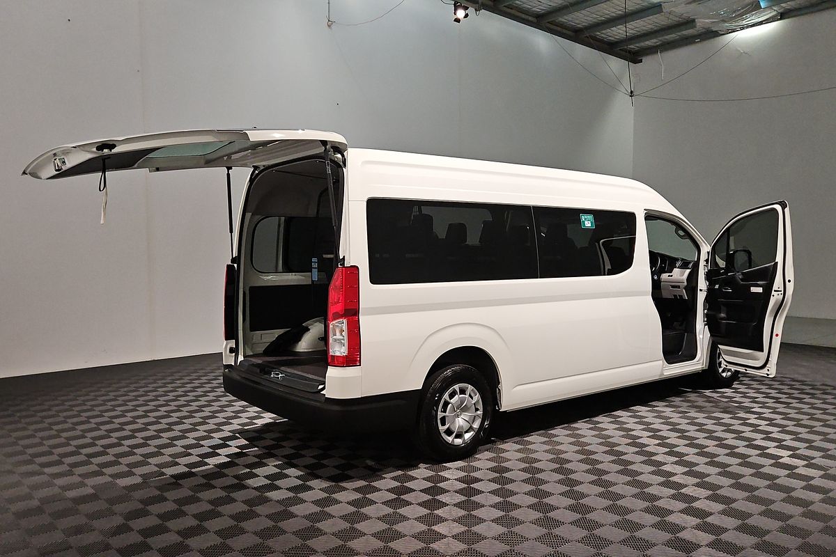 2021 Toyota Hiace Commuter GDH322R