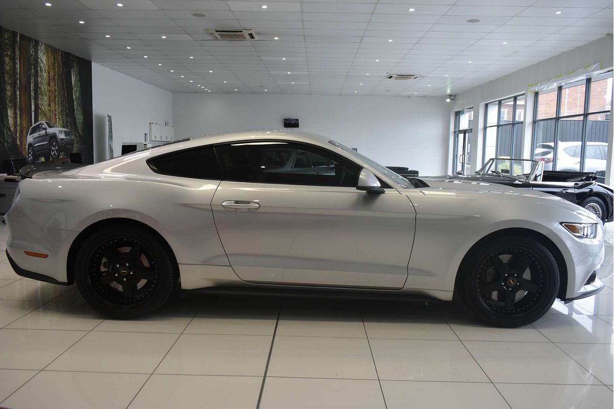 2016 Ford Mustang FM