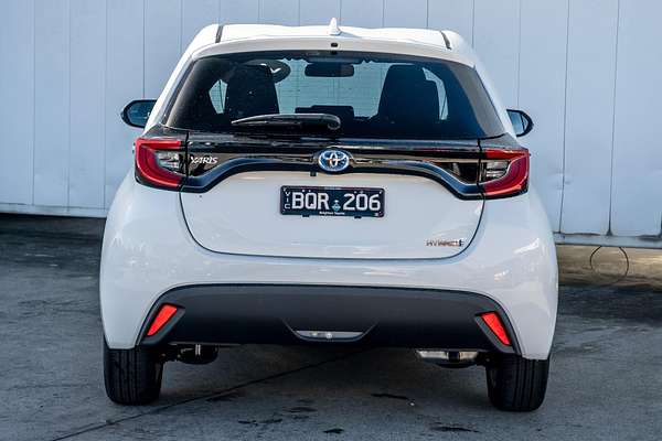 2021 Toyota Yaris SX Hybrid MXPH10R