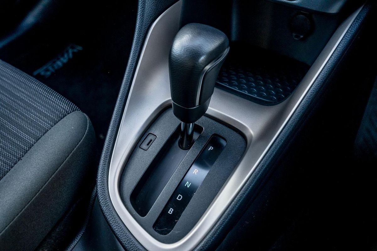 2021 Toyota Yaris SX Hybrid MXPH10R