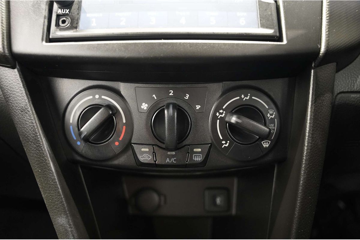 2014 Suzuki Swift GL Navigator FZ