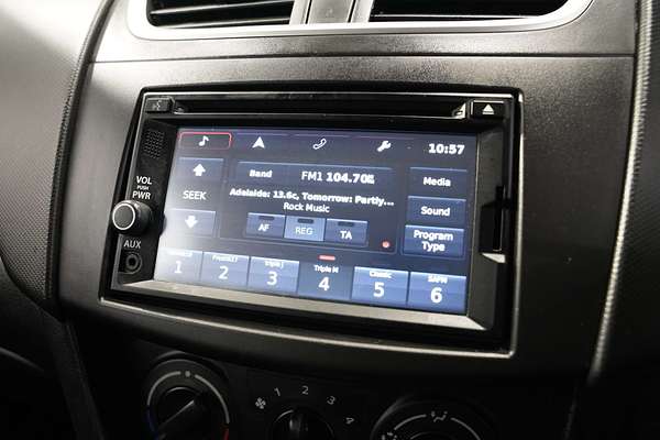 2014 Suzuki Swift GL Navigator FZ