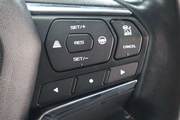 2022 Isuzu MU-X LS-U