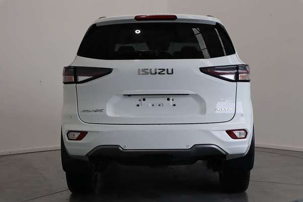 2022 Isuzu MU-X LS-U