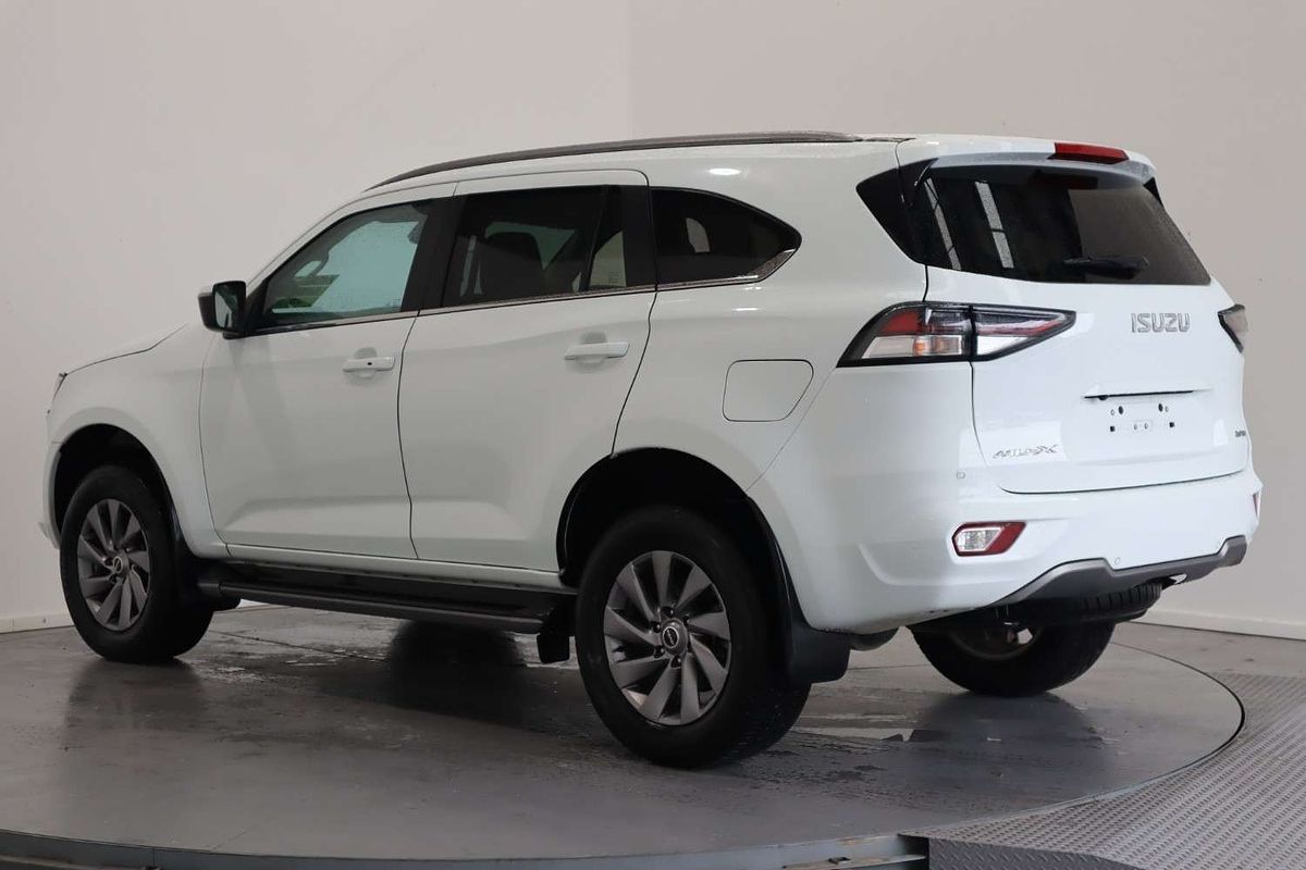 2022 Isuzu MU-X LS-U
