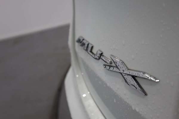 2022 Isuzu MU-X LS-U