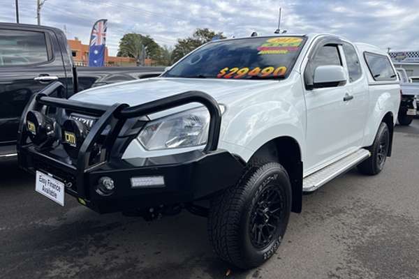2017 Isuzu D-MAX SX High Ride Rear Wheel Drive