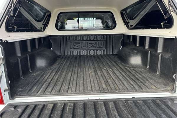 2017 Isuzu D-MAX SX High Ride Rear Wheel Drive