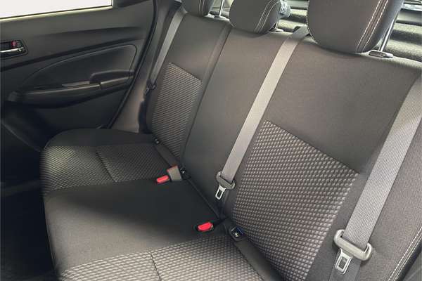 2018 Suzuki Swift Hybrid RS