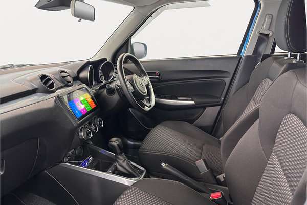 2018 Suzuki Swift Hybrid RS