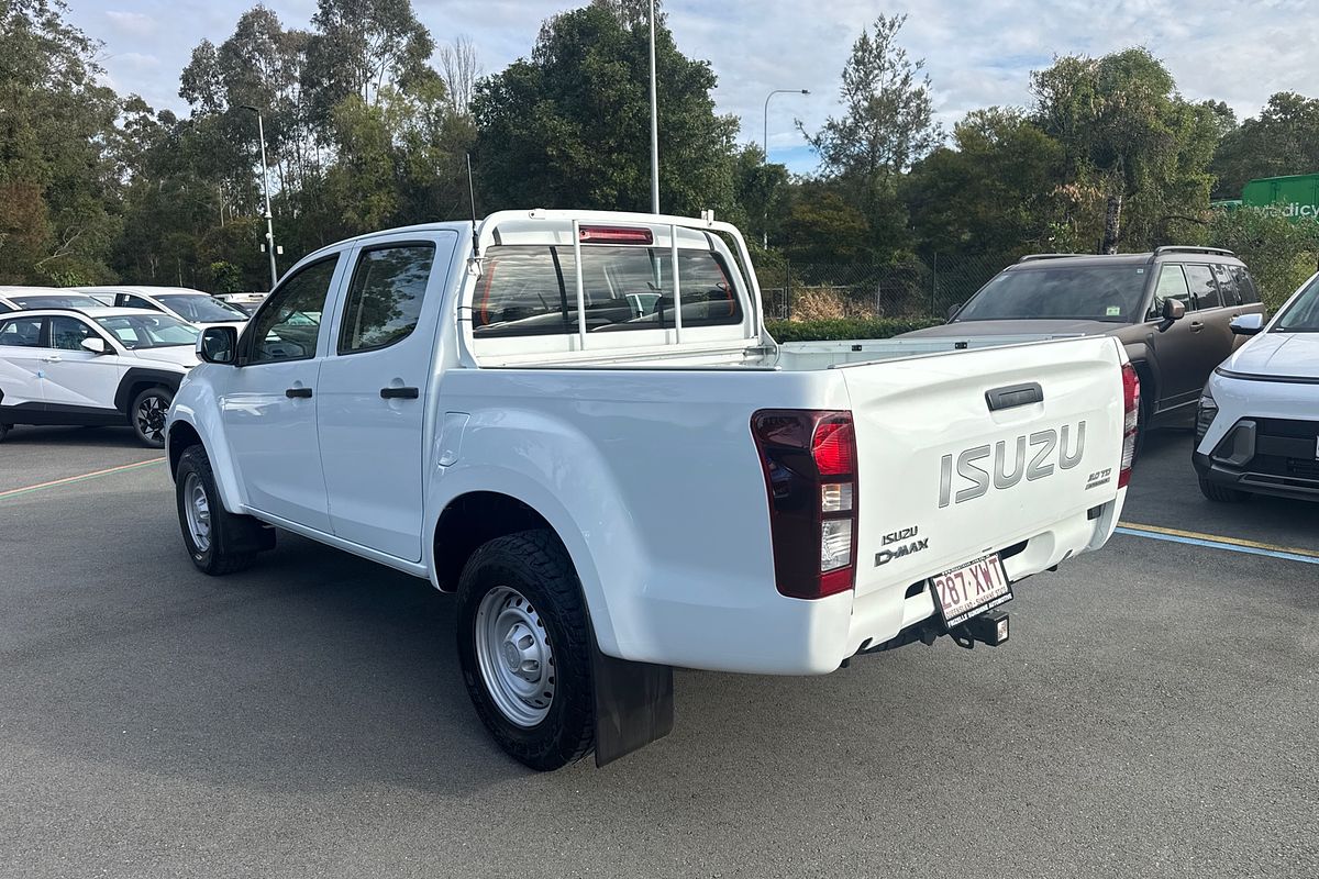 2017 Isuzu D-MAX SX  Rear Wheel Drive