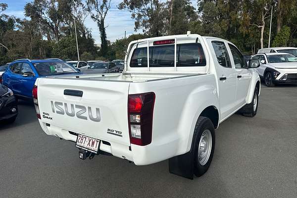 2017 Isuzu D-MAX SX  Rear Wheel Drive