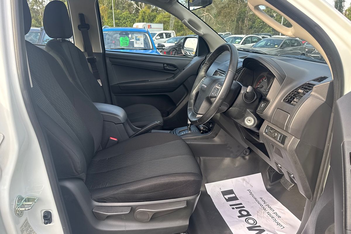 2017 Isuzu D-MAX SX  Rear Wheel Drive